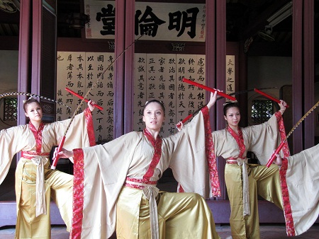 Yi Dance - Taiwan Today