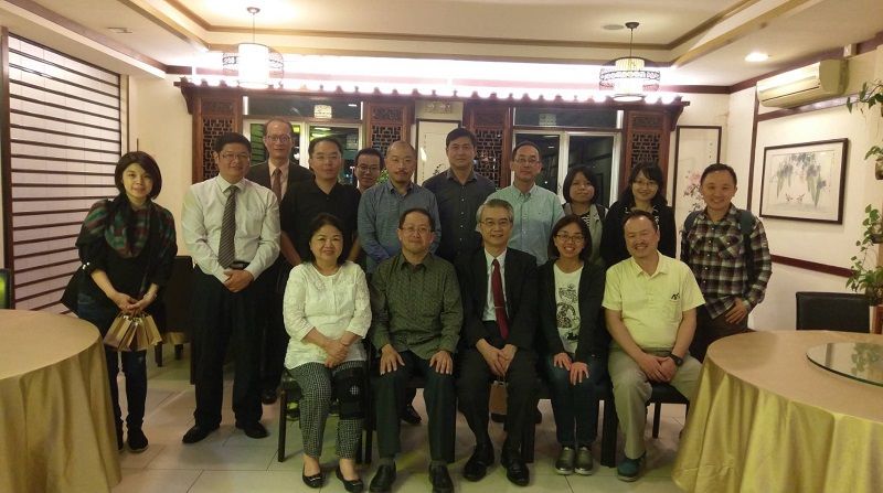駐汶萊代表林維揚宴請我國來汶出席APEC「中小企業工作小組」會議團 駐汶萊代表林維揚宴請我國來汶出席APEC「中小企業工作小組」會議團圖片 - 新南向政策