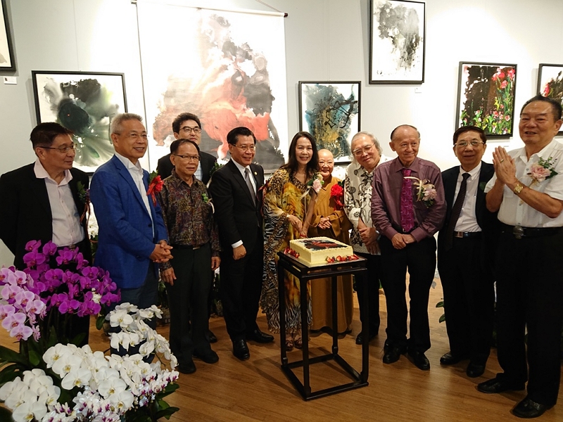 駐新加坡台北代表處梁國新代表應邀出席旅星畫家陳玉庭畫展開幕典禮 駐新加坡台北代表處梁國新代表應邀出席旅星畫家陳玉庭畫展開幕典禮圖片 - 新南向政策