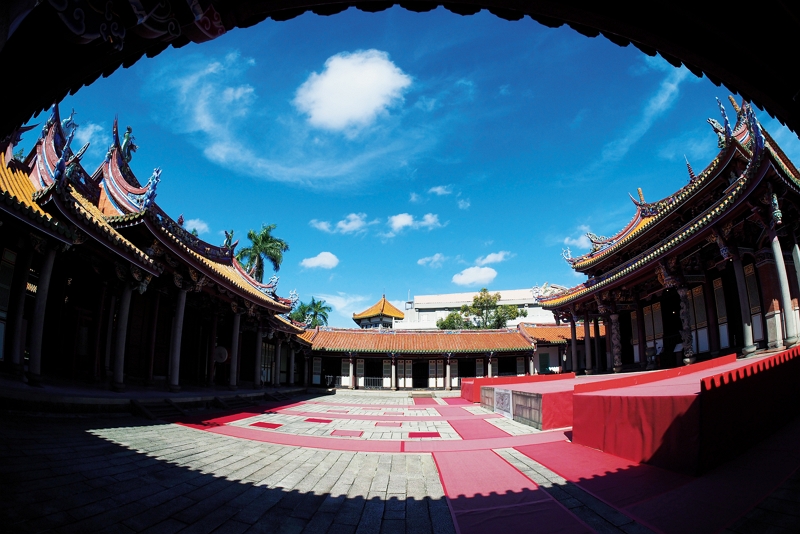 Confucian Traditions Today—Elegant Blends of Old and New Confucian Traditions Today—Elegant Blends of Old and New Photos - New Southbound Policy
