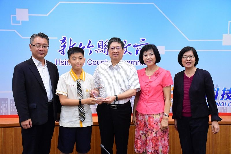 跨國跨校 雲端教室助東興國中榮獲新加坡3D Tronics 第三名 跨國跨校 雲端教室助東興國中榮獲新加坡3D Tronics 第三名圖片 - 新南向政策