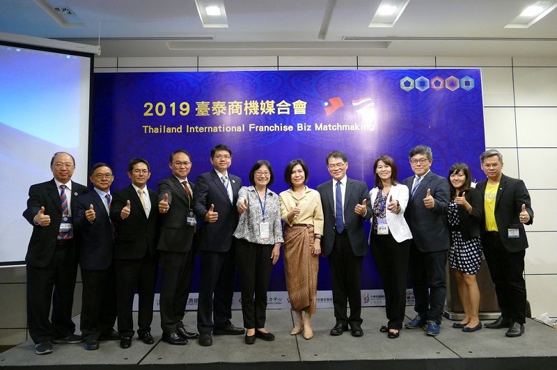 經濟部商業司率餐飲業前進泰國 媒合交流 前進新南向 經濟部商業司率餐飲業前進泰國 媒合交流 前進新南向圖片 - 新南向政策