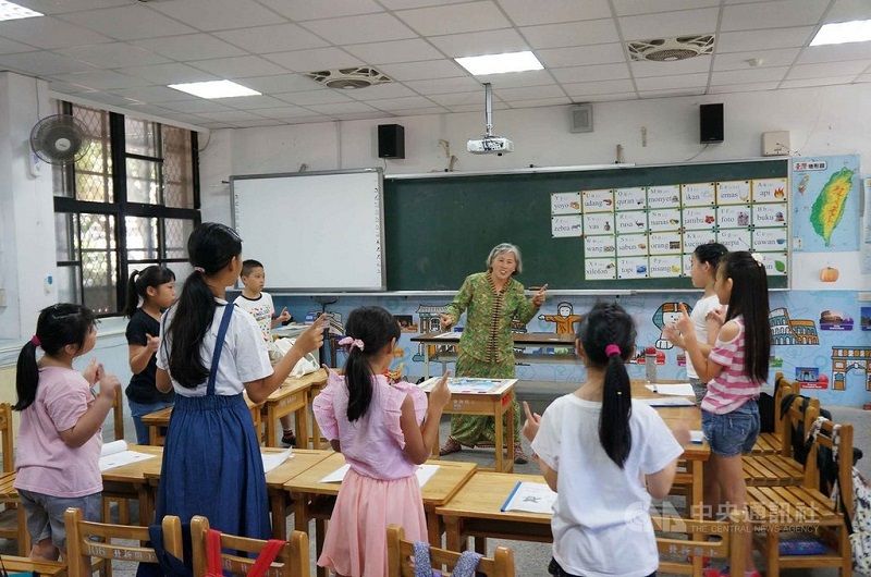 邊玩邊學 學新住民語不當背多分 邊玩邊學 學新住民語不當背多分圖片 - 新南向政策
