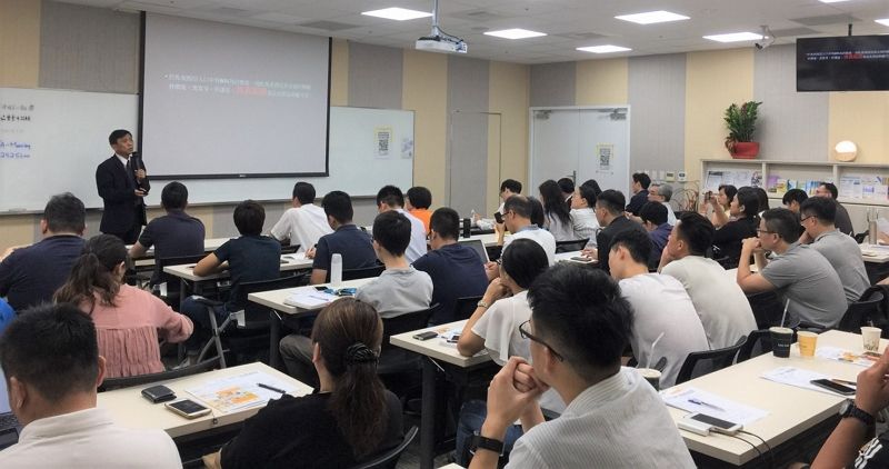 「前進馬來西亞搶攻樂齡商機研討會」延續臺中場熱度 11月5日加開臺北旗艦場 「前進馬來西亞搶攻樂齡商機研討會」延續臺中場熱度 11月5日加開臺北旗艦場圖片 - 新南向政策