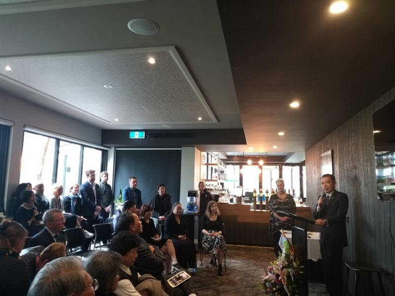 親友追思Monash大學榮譽教授家博(Bruce Jacobs) 林處長:家博畢生追求之民主人權價值,將台澳兩國緊密連結 親友追思Monash大學榮譽教授家博(Bruce Jacobs) 林處長:家博畢生追求之民主人權價值,將台澳兩國緊密連結圖片 - 新南向政策