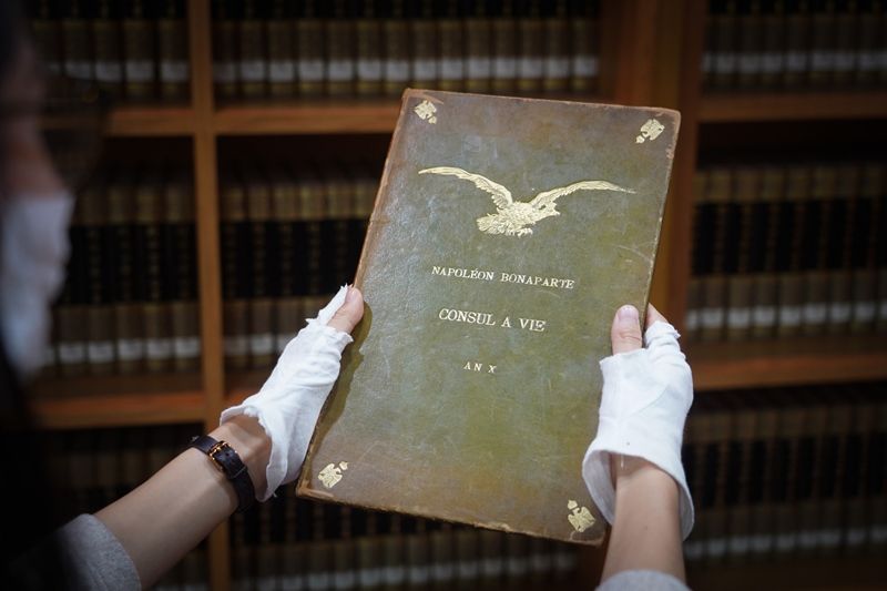 ナポレオンの終身統領証明書の正本など、国家図書館に寄託 : Taiwan Today