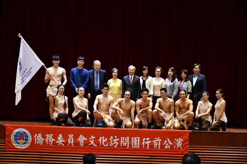 僑委會春訪團亞洲團行前公演 精彩雜耍引驚呼 僑委會春訪團亞洲團行前公演 精彩雜耍引驚呼圖片 - 新南向政策