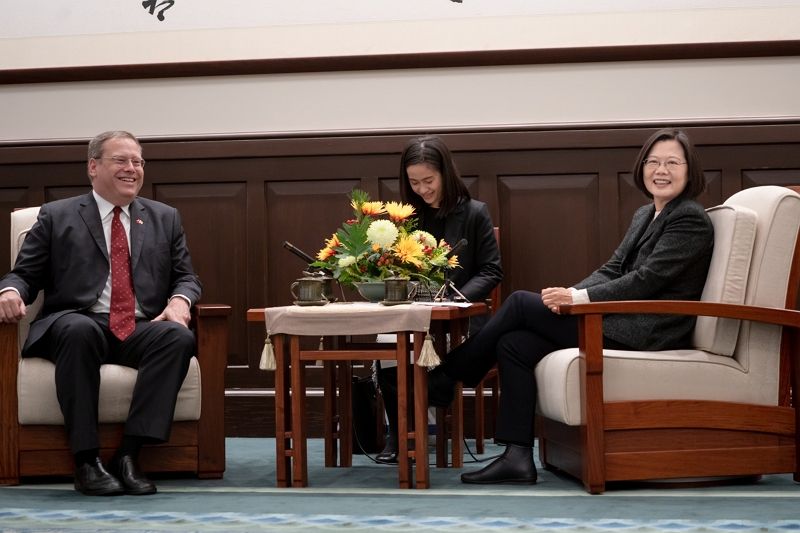 接見CSIS訪團 總統:持續與理念相近國家積極合作,共同捍衛民主自由價值 接見CSIS訪團 總統:持續與理念相近國家積極合作,共同捍衛民主自由價值圖片 - 新南向政策