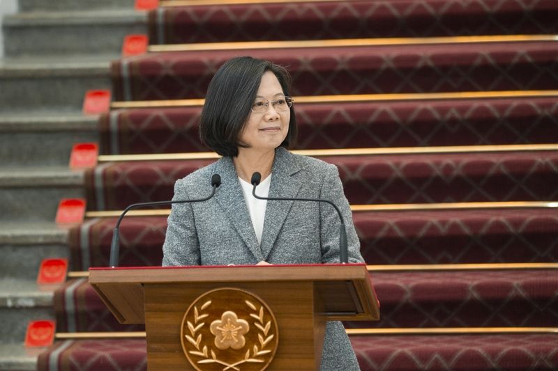 總統針對目前政情、《反滲透法》等議題發表談話 總統針對目前政情、《反滲透法》等議題發表談話圖片 - 新南向政策