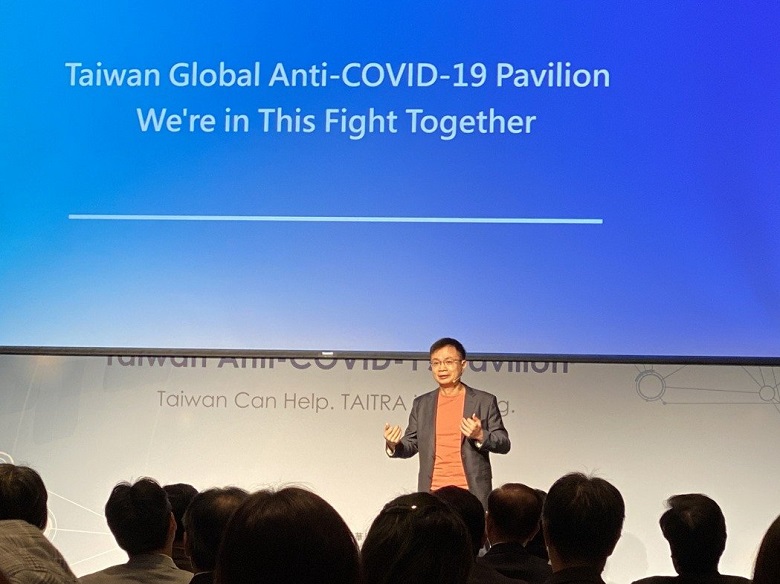 New Southbound Policy。Belajar dari pengalaman wabah SARS yang terjadi pada tahun 2003, Taiwan telah mengambil langkah sigap dengan memberlakukan kontrol ketat di perbatasan, mengambil alih produksi masker nasional, membentuk tim pencegahan wabah nasional, pemberdayagunaan iptek untuk mengembangkan obat, vaksin, dan langkah pencegahan yang efektif, serta penyempurnaan sistem kesehatan publik, dan peningkatan kesadaran masyarakat. (Foto oleh UDN)