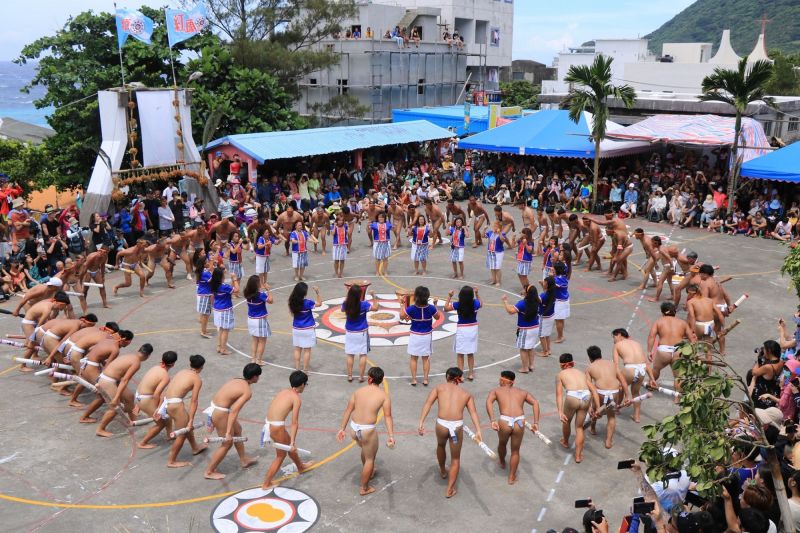 タオ族の粟収穫祭、10年ぶりに紅頭集落で開催 : Taiwan Today