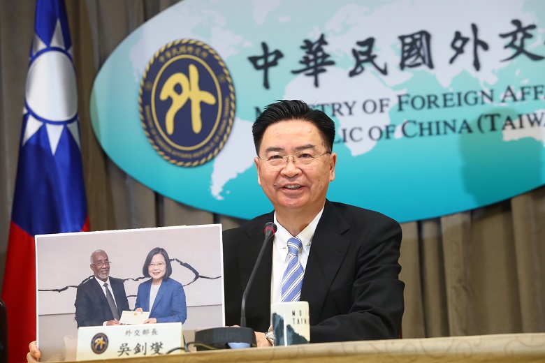 New Southbound Policy。Menlu Wu Jau-shieh menjelaskan bahwa pemerintah Somaliland sepenuhnya mengakui dan menerima “Model Taiwan” dalam melaksanakan kerja sama internasional, serta berharap untuk belajar dari pengalaman Taiwan, sambil terus memperdalam kolaborasi dengan Taiwan. (Foto oleh CNA)