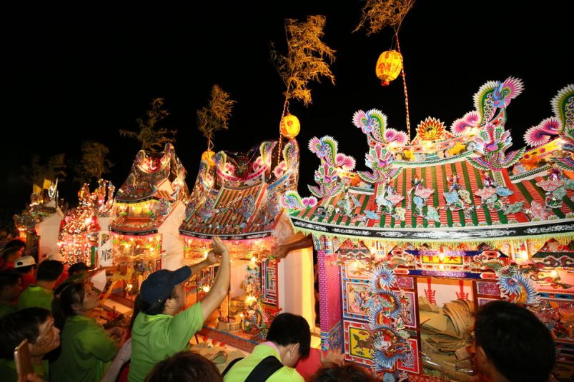 台湾独特の歴史が生んだ旧暦7月の「普度文化」 : Taiwan Today