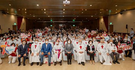 靈醫會來臺70週年　總統感謝對臺灣宗教、醫療及社福體系發展的付出與貢獻　盼持續團結守護臺灣 - 圖片