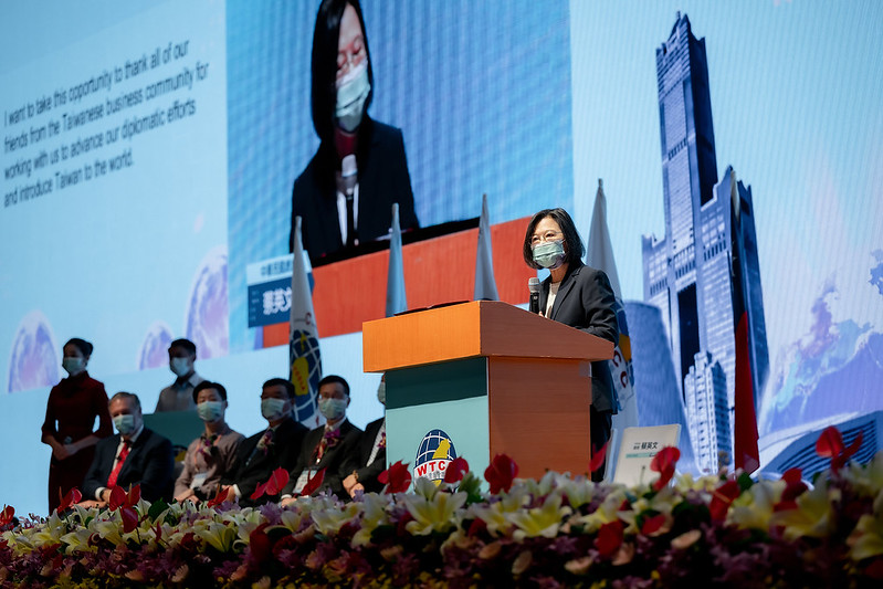 New Southbound Policy。Pemerintah ingin bekerja sama dengan WTCC untuk memperluas kehadiran dan keikutsertaan Taiwan dalam ekonomi dan perdagangan global. Pemerintah juga terus memantau situasi yang dihadapi oleh pengusaha Taiwan di seluruh dunia, dan telah memulai program bantuan untuk bekerja sama dengan komunitas pengusaha Taiwan dalam mengatasi tantangan pandemi.  