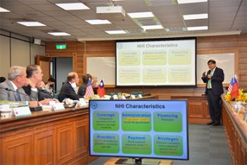 健保署與美國中西部州議會『友臺連線』共同主席友好訪問團會面 分享臺灣之光-引以為傲的健保制度 - 圖片