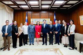 外交部長吳釗燮接見菲律賓參議員洪迪薇 - 圖片