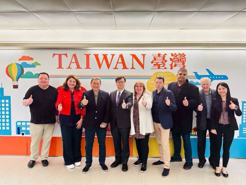 New Southbound Policy。Sebagai mitra sehaluan yang menjunjung nilai-nilai demokrasi dan kebebasan, kerja sama Taiwan dan Inggris semakin berkembang, khususnya dalam bidang budaya, ekonomi, pendidikan, dan perdagangan. Kunjungan delegasi ini diharapkan dapat semakin memperkuat kemitraan dua arah.