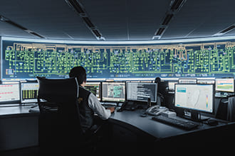 Taiwan Power Co.’s 24-hour Central Dispatch Control Center manages nationwide electricity distribution.(Courtesy of Taipower)