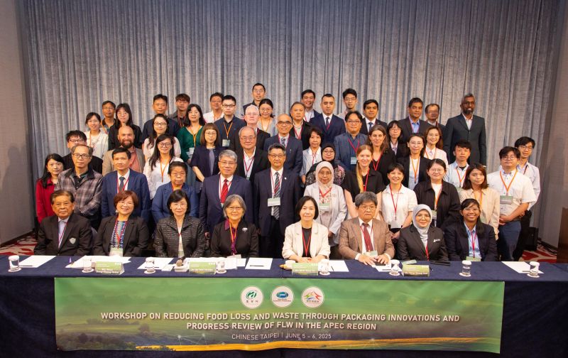 New Southbound Policy。Kemasan yang baik mampu memperpanjang masa simpan makanan dan memfasilitasi pengangkutan jarak jauh, sehingga memperkuat ketahanan pangan secara keseluruhan. Sebaliknya, kemasan yang buruk dapat menyebabkan hingga 20% kehilangan pangan.
