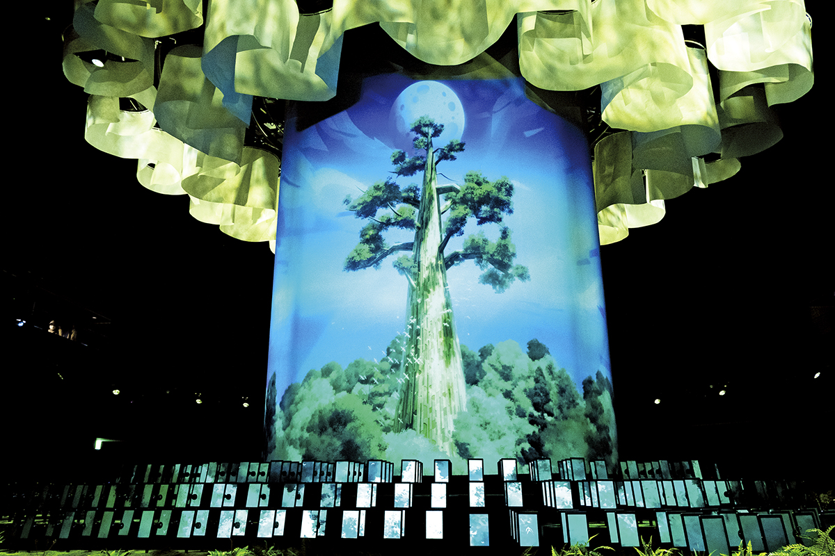A projection of the symbolic tree in the Life Theater (Photo Courtesy of TAITRA)