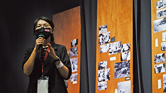 Hewen introduces her artwork to an audience at the Saisiyat Museum in the northern county of Miaoli, sharing her reflections on heritage, identity and the creative process. (Courtesy of Hewen a ta:in tawtawazay)