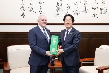 President Lai receives Irish parliamentary delegation