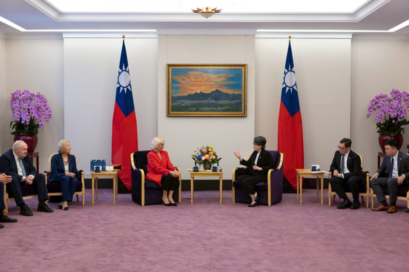 VP Hsiao, FM Lin receive Latvian parliamentary delegation