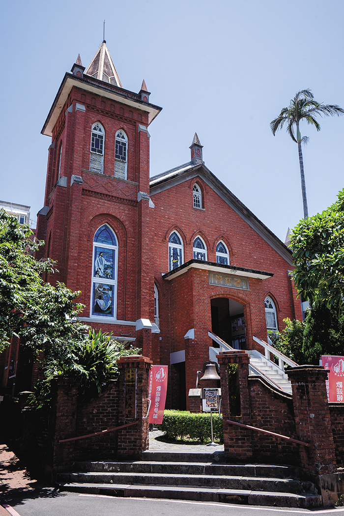 The red‑brick Presbyterian Church in Tamsui was built in 1932 in commemoration of the 60th anniversary of Mackay’s arrival in Tamsui. (Photo by Chin Hung-hao)