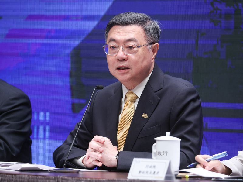 New Southbound Policy。Thủ tướng Trác Vinh Thái phát biểu tại cuộc họp báo về ngân sách trung ương năm 2026 vào ngày 21/8 tại Đài Bắc. (Ảnh: CNA)


