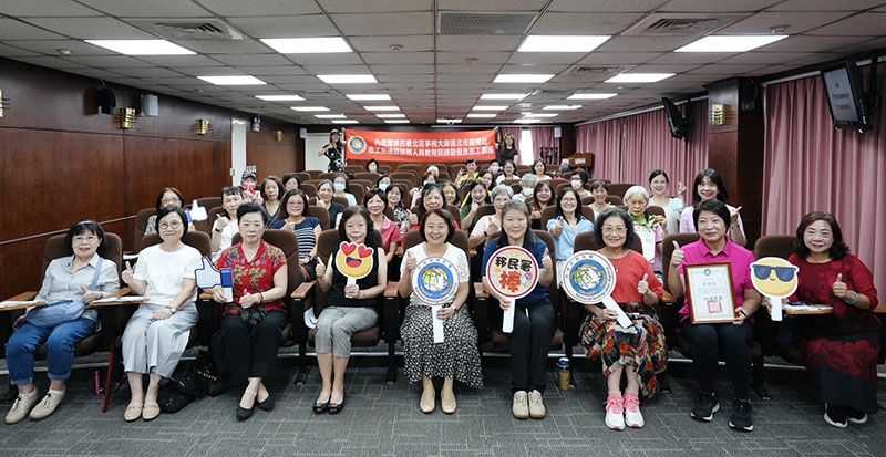 移民署志工通譯服務暖心獲肯定 教育訓練助跨文化溝通品質再升級圖片 - 新南向政策