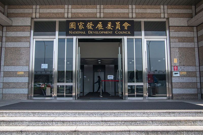 「外國專業人才延攬及僱用法」修正草案 立法院三讀通過圖片 - 新南向政策
