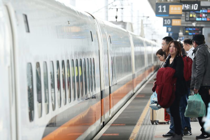 Life in the Fast Lane: Exploring the Taiwan High Speed RailPhotos - New Southbound Policy
