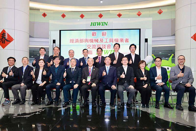 馬不停蹄 龔部長就任次日前進臺中精密園區 傾聽機械工具機業者心聲圖片 - 新南向政策