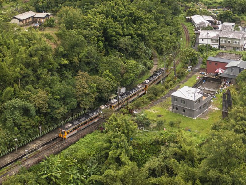 Lost Landscapes of the Pingxi Line: Old Trails, Potholes, and Sky LanternsPhotos - New Southbound Policy