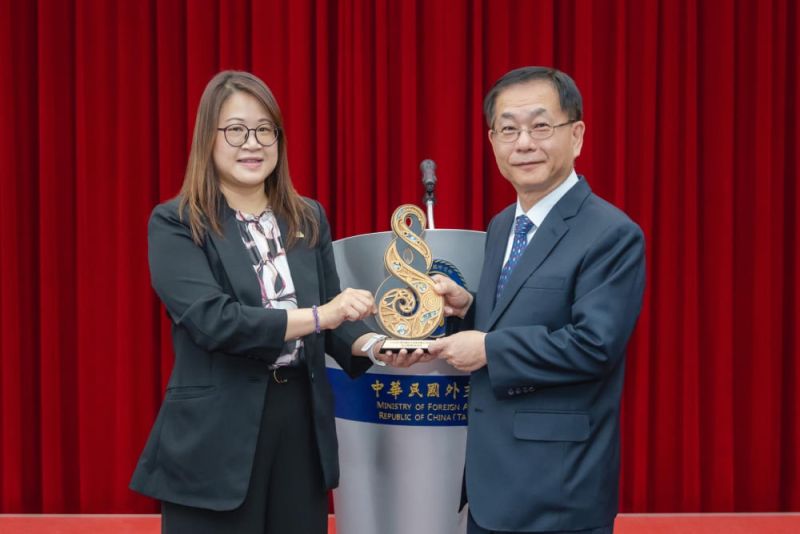 外交部常務次長葛葆萱主持「大洋洲台灣商會聯合總會回國訪問團」歡迎茶會圖片 - 新南向政策