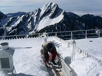 Staff need to understand repair and maintenance procedures for all their instruments. (Photo by Hsieh Hsin-tien)