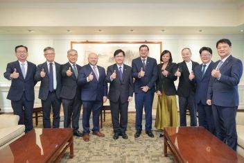 FM Lin receives Belizean ministers