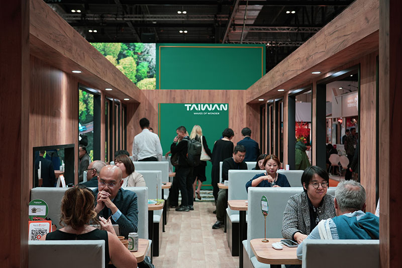 Tourism Administration offers teahouse with views in London