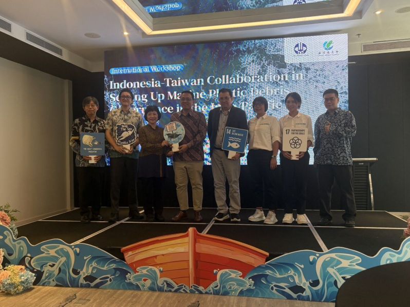 New Southbound Policy。Perwakilan pemuda Taiwan menyampaikan bahwa kunjungan ini memperdalam pemahaman mereka tentang kondisi dan tantangan pengelolaan sampah laut di Indonesia, sekaligus menyoroti prakarsa nyata Indonesia dalam pengurangan plastik, kegiatan bersih pantai, dan pendidikan lingkungan. Beragam praktik berkelanjutan di Indonesia memberikan inspirasi berharga bagi generasi muda Taiwan.

