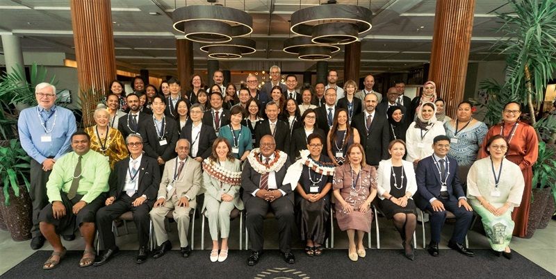 New Southbound Policy。Phái đoàn Đài Loan, do Phó Chủ nhiệm Ủy ban Nhân quyền Quốc gia Kỷ Huệ Dung (hàng 2, thứ 5 từ trái qua) dẫn đầu, tham dự Đại hội thường niên của Diễn đàn các Tổ chức Nhân quyền Quốc gia khu vực châu Á-Thái Bình Dương (APF) tổ chức từ ngày 9/11 đến ngày 16/11 tại Fiji. (Ảnh: Viện Giám sát)