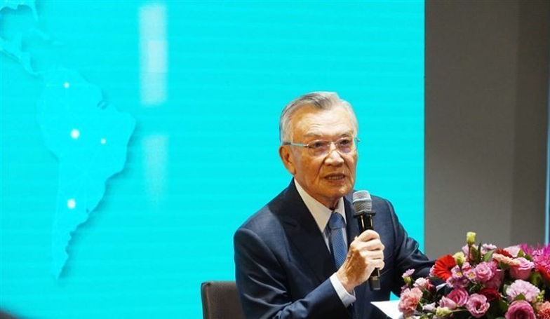 AELM Envoy Lin speaks at news conference