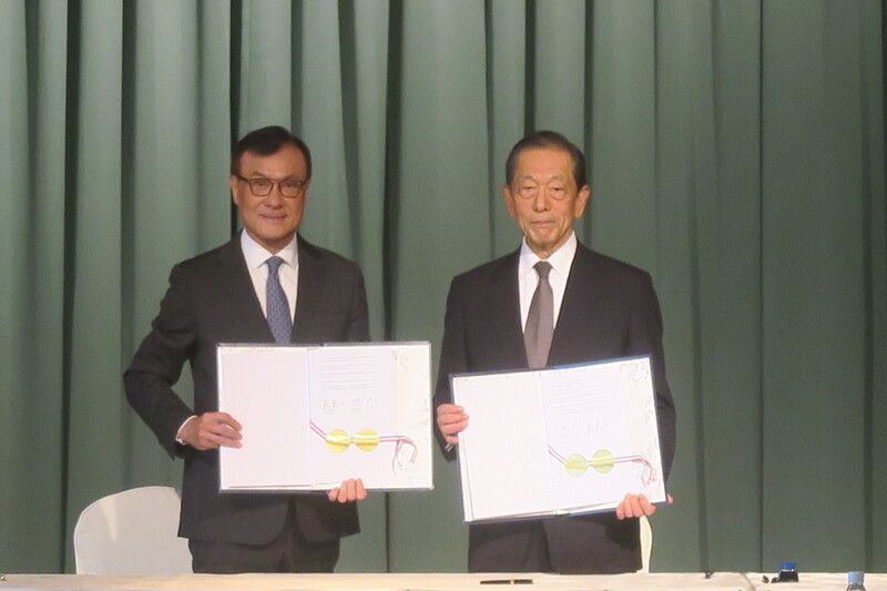 New Southbound Policy。Bagi komunitas bisnis, perjanjian ini memperkuat perlindungan data dan privasi, serta melindungi kode sumber dan informasi enkripsi perusahaan, sekaligus meningkatkan kemampuan respons terhadap keamanan siber. (Foto oleh CNA)