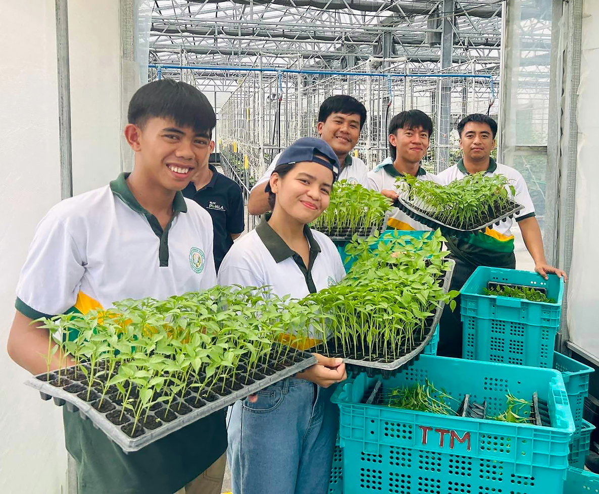 Trainees in the Philippines learn seedling cultivation skills with support from TaiwanICDF as part of capacity-building efforts that reinforce the economic corridor’s agricultural pillar. (Courtesy of TaiwanICDF)