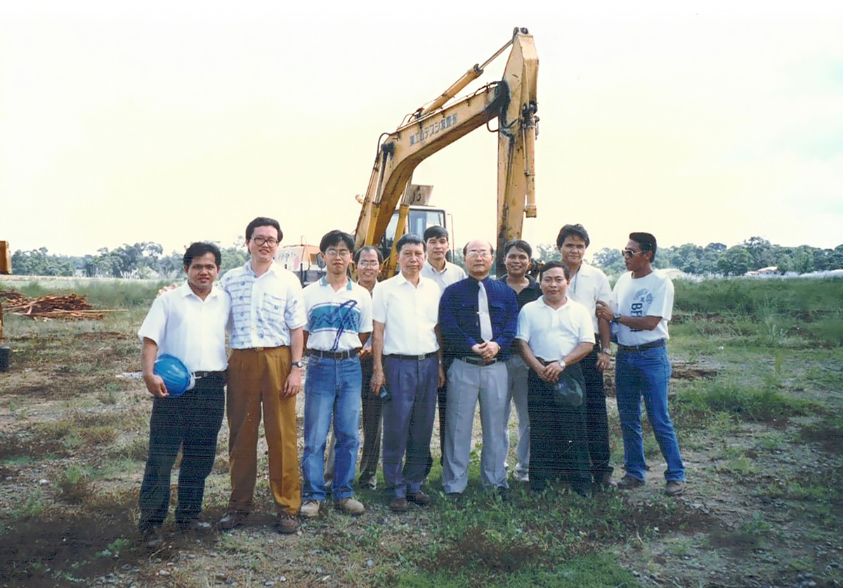 Steve Chien and his team break ground on a bathroom product factory in Cavite in 1996, marking one of Taiwan’s earliest manufacturing investments in the Philippines. (Photo Courtesy of Steve Chien)