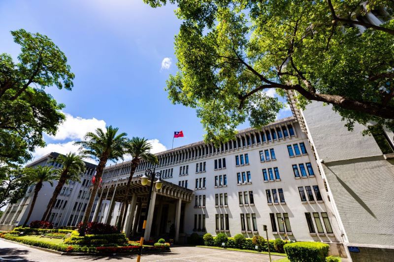 外交部嚴正譴責中國再次以片面挑釁行動升高台海及區域緊張情勢圖片 - 新南向政策