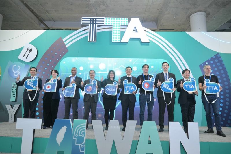 New Southbound Policy。TTA นำทัพสตาร์ทอัพไต้หวันเข้าจัดแสดงผลงานในงานแสดงสินค้าอิเล็กทรอนิกส์ระดับนานาชาติ (CES) 2026 ภายใต้ธีม  “Daily TAIWAN” เผยให้เห็นศักยภาพด้าน AI ซึ่งได้รับการยอมรับอย่างแพร่หลายจากระบบนิเวศสตาร์ทอัพทั่วโลก (ภาพจาก NSTC)