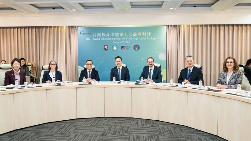 Taiwan, US stage high-level education dialogue