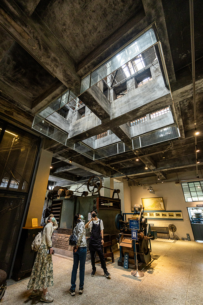 Vertical apertures for thermal convection are part of an ergonomic design 
based on Indian tea processing sites. (Photo By Chen Mei-ling)