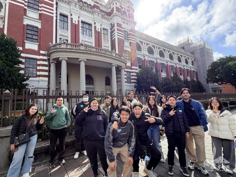 New Southbound Policy。Pada penyelenggaraan gelombang pertama ini, durasi kegiatan diperpanjang dari penyelenggaraan tahun-tahun sebelumnya, yaitu dari 14 hari menjadi 21 hari.